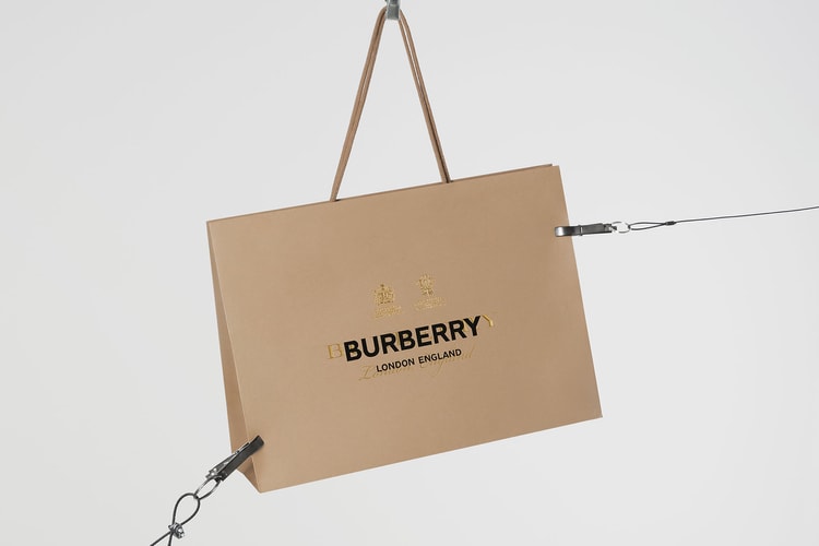 Burberry がリカルド・ティッシのデビューコレクションの一部アイテムを Instagram にて24時間の限定販売