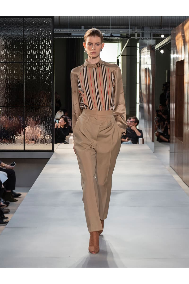 Burberry がリカルド・ティッシのデビューとなる2019年春夏ランウェイを開催 バーバリー ハイプビースト HYPEBEAST Riccardo Tisci