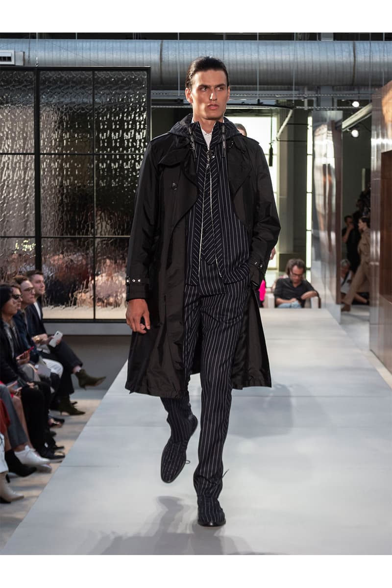 Burberry がリカルド・ティッシのデビューとなる2019年春夏ランウェイを開催 バーバリー ハイプビースト HYPEBEAST Riccardo Tisci