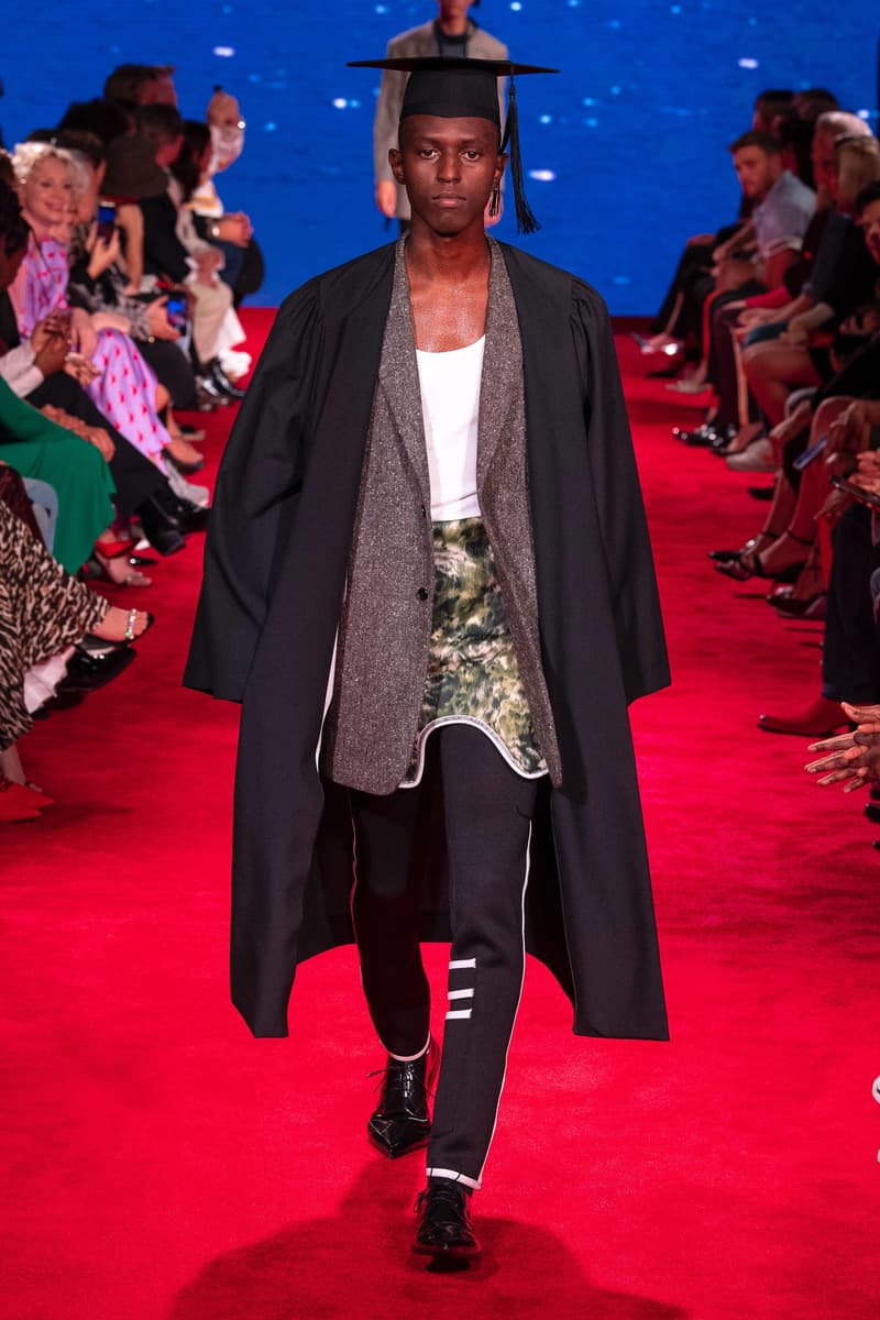 水も滴るテーラードスタイルを構築した CALVIN KLEIN 205W39NYC の2019年春夏コレクション 元祖ホラー映画『JAWS』と青春恋愛映画『卒業』から着想を得たラフ・シモンズの最新ランウェイを全部見せ Raf Simons ラフ・シモンズ CALVIN KLEIN 205W39NYC Steven Spielberg スティーヴン・スピルバーグ JAWS ジョーズ 卒業 ウェットスーツ HYPEBEAST ハイプビースト