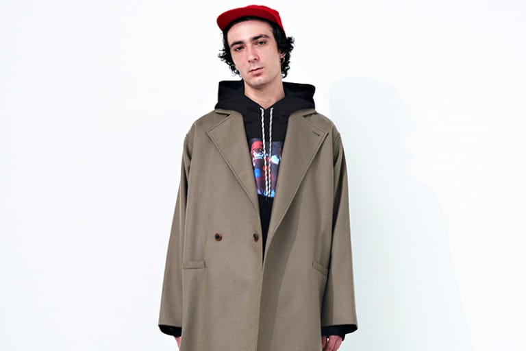 ミニマリスティックなカジュアルスタイルで構成した COVERCHORD 2018年秋冬エディトリアル