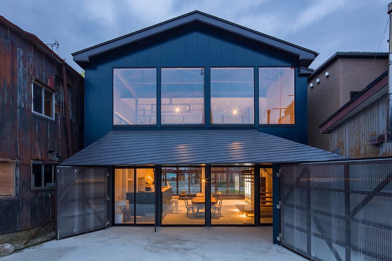 日本酒の歴史と文化を継承しながら未来の風景を発信する下タ町醸し室 HIKOBE