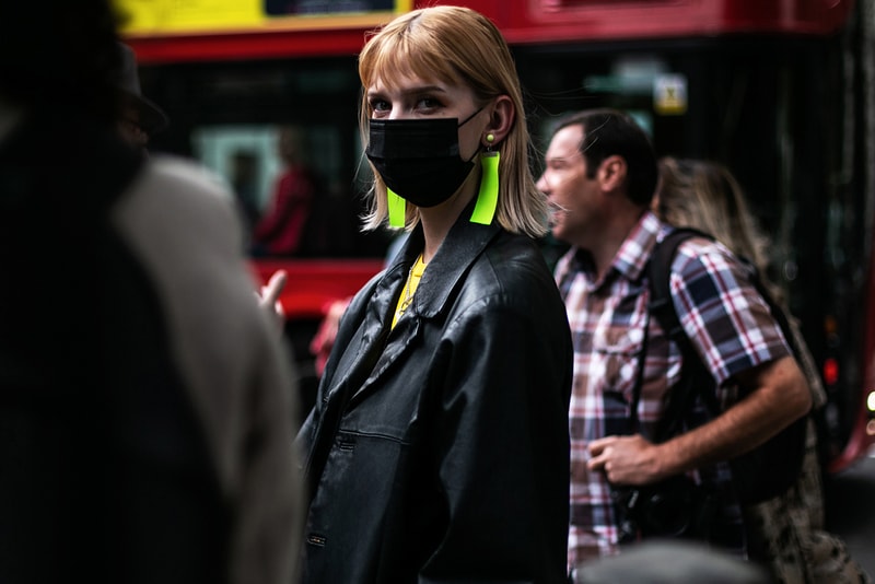 London Fashion Week Spring Summer 2019 Street Style plaid floral prints prada nike christian dior acne gucci fendi streetsnaps HYPEBEAST Gucci Fendi Prada Burberry Balenciaga Supreme