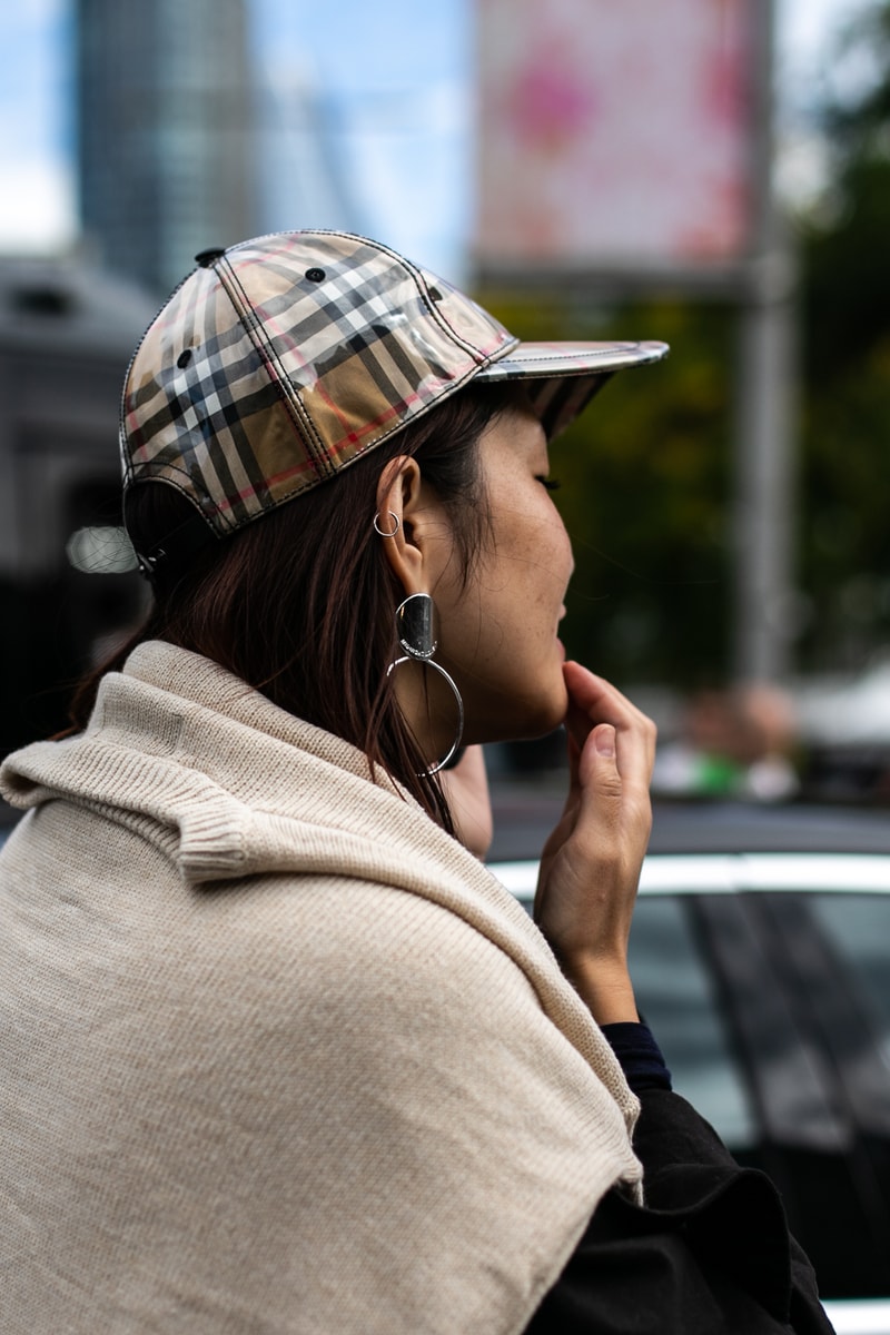 London Fashion Week Spring Summer 2019 Street Style plaid floral prints prada nike christian dior acne gucci fendi streetsnaps HYPEBEAST Gucci Fendi Prada Burberry Balenciaga Supreme