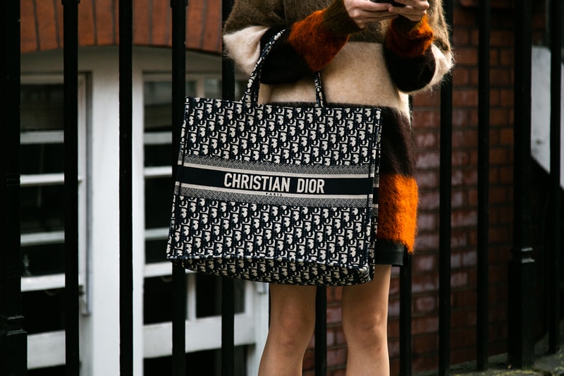 London Fashion Week Spring Summer 2019 Street Style plaid floral prints prada nike christian dior acne gucci fendi streetsnaps HYPEBEAST Gucci Fendi Prada Burberry Balenciaga Supreme