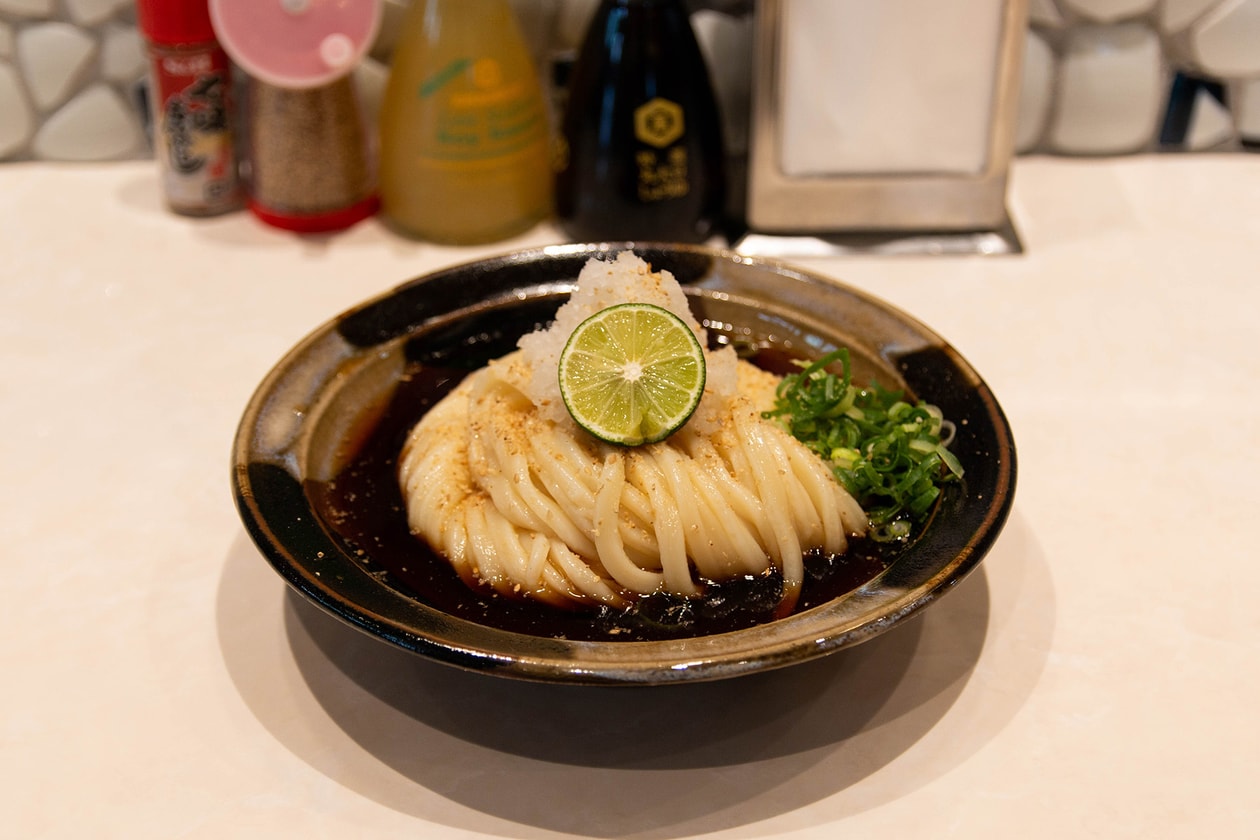 原宿 一等地 渋谷 ストリート うどん屋 麺散 麺散らし めんちらし メンチラシ オープン HYPEBEAST ハイプビースト