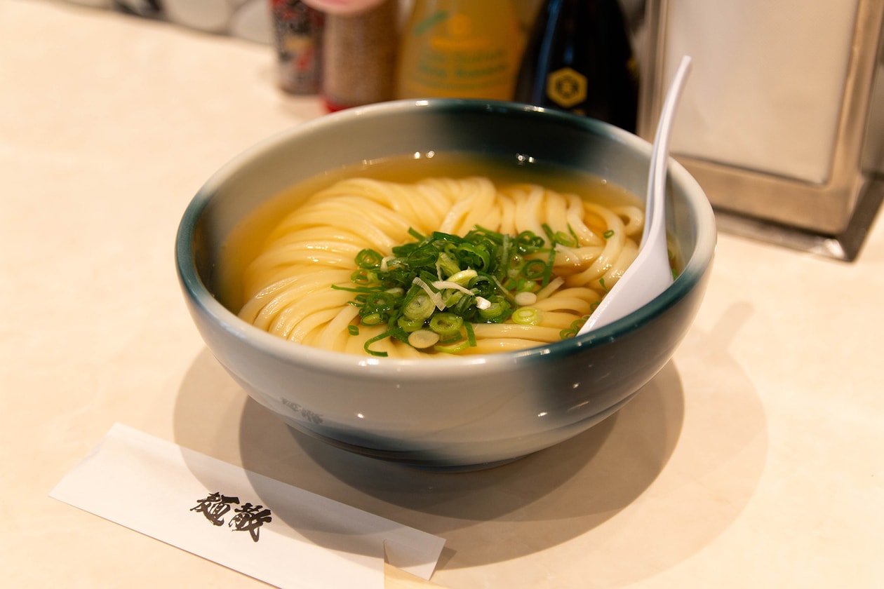 原宿 一等地 渋谷 ストリート うどん屋 麺散 麺散らし めんちらし メンチラシ オープン HYPEBEAST ハイプビースト