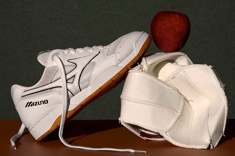 完売続きの MIZUNO “KAZOKU”プロジェクト第8弾として COURT SELECT OG が再登場