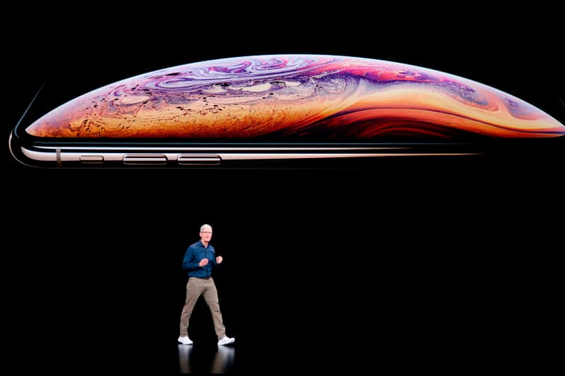 Apple iPhone Xs Max XR pornhub data HYPEBEAST view Tech