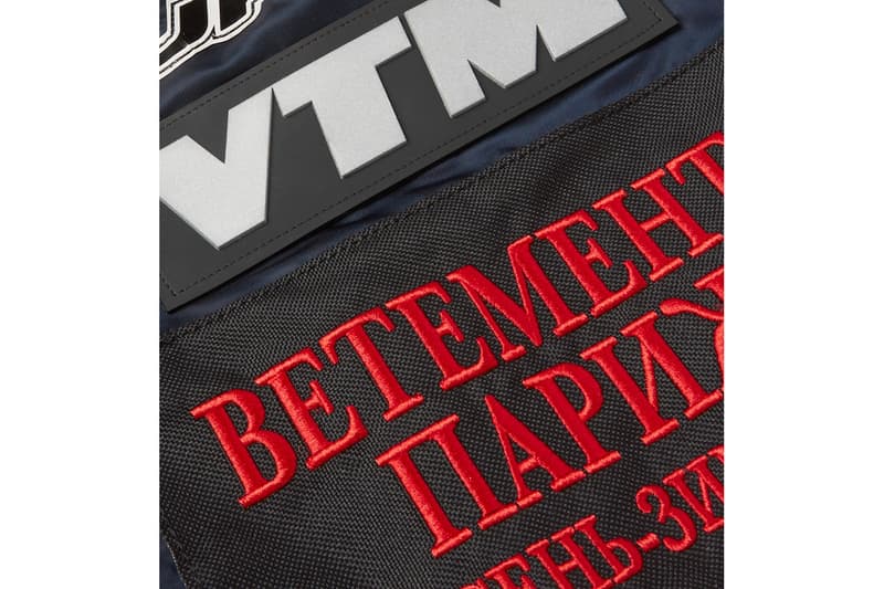 Vetements x Alpha Industries よりオートバイ競技から着想を得たボンバージャケットが登場 全体に張り巡らされたスポンサーの正体は、書体を変えた〈Vetements〉 Demna Gvasalia デムナ・ヴァザリア Vetements ヴェトモン Alpha Industries アルファ インダストリーズ モトクロス カーレーシング スポンサーロゴ 3,315ドル 約373,000円 MR PORTER HYPEBEAST ハイプビースト