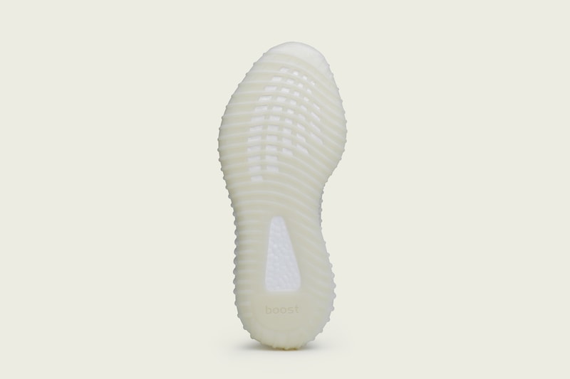YEEZY BOOST 350 V2 “Triple White” リストック ホワイト トリプルホワイト オール 日本 国内 再販売 adidas kanye west カニエ ウェスト HYPEBEAST ハイプビースト