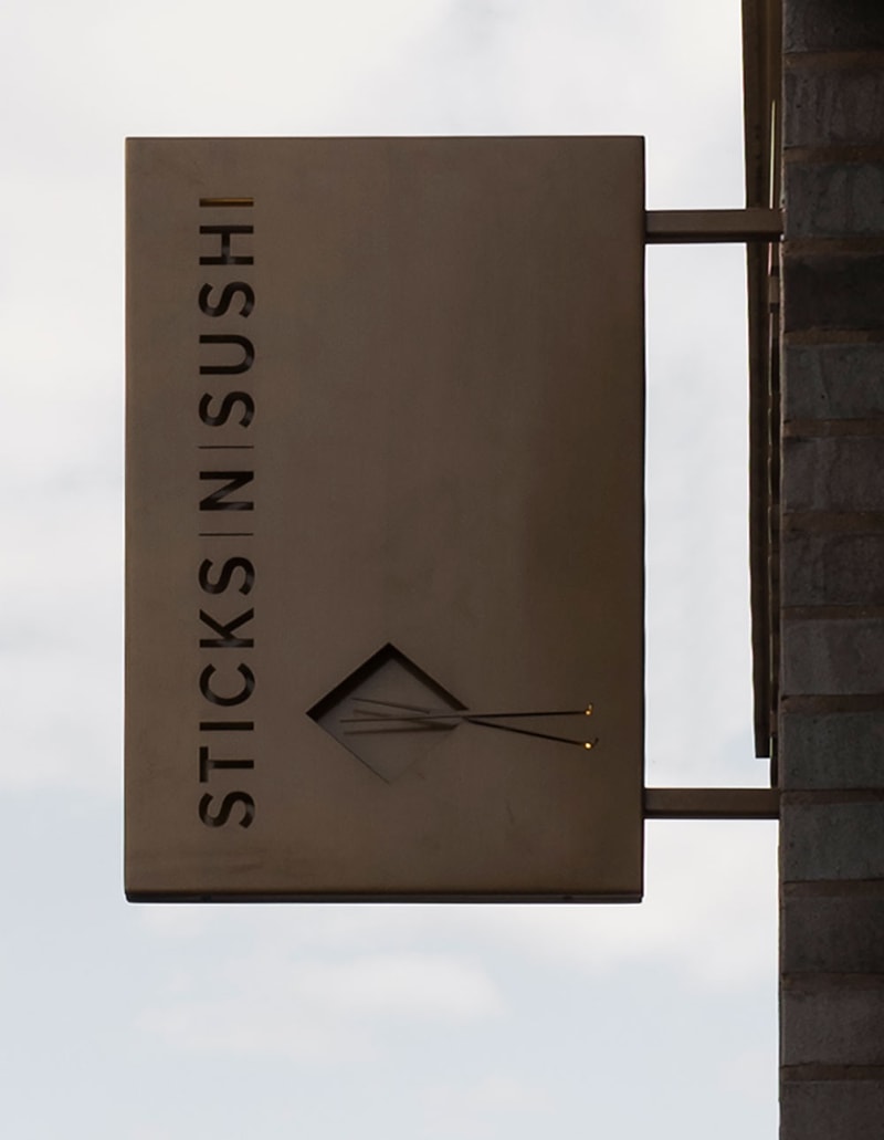 Sticks'n'Sushi  イギリス ロンドン デンマーク 寿司 焼き鳥 建築 デザイン レストラン 