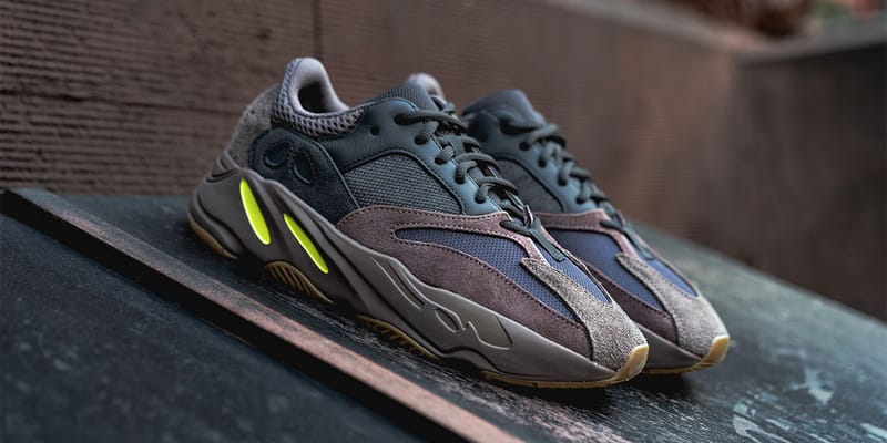 yeezy boost 700 mauve stockx