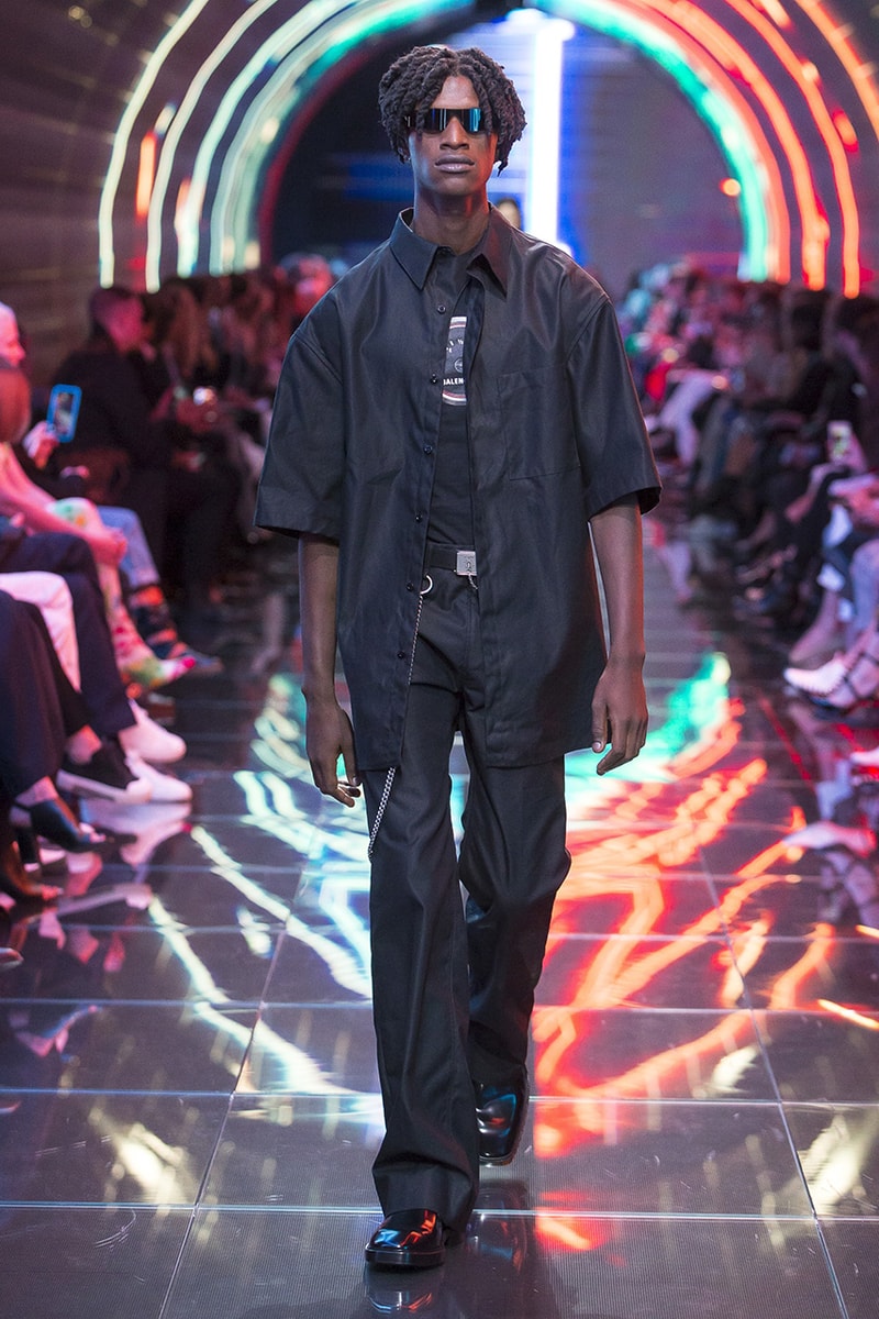 balenciaga runway spring 2019 collection paris fashion week men women demna gvasalia suit shoulder sneaker track dress logo HYPEBEAST
