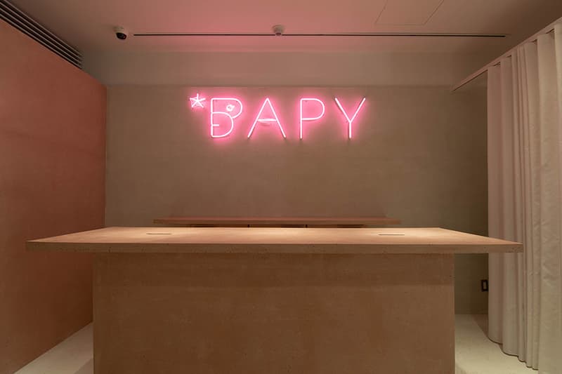BAPY BY A BATHING APE® 原宿 ベイピー BAPY® HARAJUKU STORE オープン ベイプ エイプ 店内
