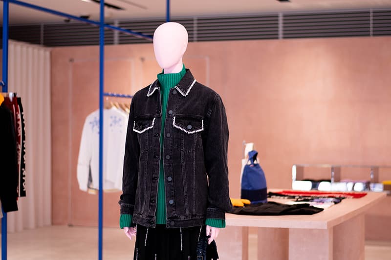 BAPY BY A BATHING APE® 原宿 ベイピー BAPY® HARAJUKU STORE オープン ベイプ エイプ 店内