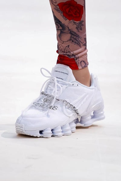 COMME des GARÇONS が Nike との最新コラボスニーカーをお披露目　コムデギャルソン ナイキ　ハイプビースト HYPEBEAST