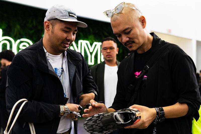 hypefest HYPEBEAST ハイプビースト ストリートスナップ ジェイデン・スミス 小木“POGGY”基史 エロルソン・ヒュー ケルウィン・フロスト スパゲッティ ボーイズ マルセロ・ブロン street style snaps outfits guests attendees prada supreme sacai verdy girls dont cry marcelo burlon look amkk chitose abe sacai kerwin frost spaghetti boys rapper jaden smithhypefest street style snaps outfits guests attendees prada supreme sacai verdy girls dont cry marcelo burlon look amkk chitose abe sacai kerwin frost spaghetti boys rapper jaden smith