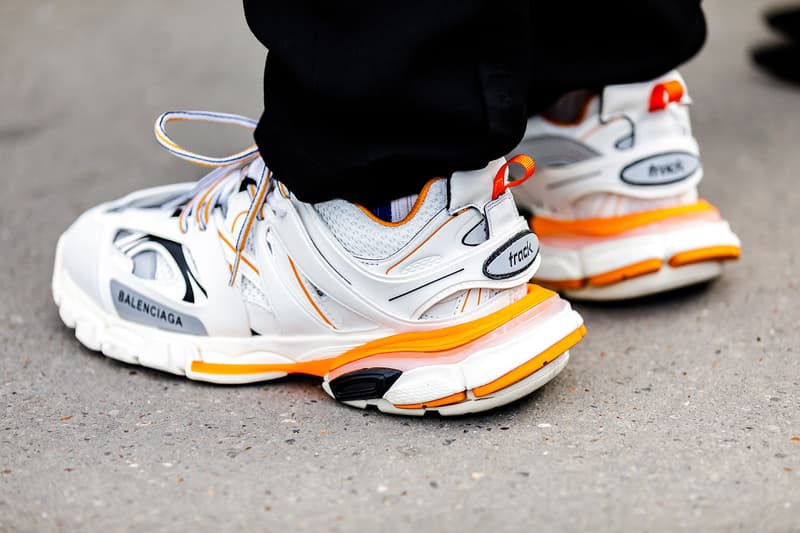 Paris Fashion Week Spring/Summer 2019 Street Style SS19 prada off white nike virgil abloh burberry undercover comme des garcons raf simons