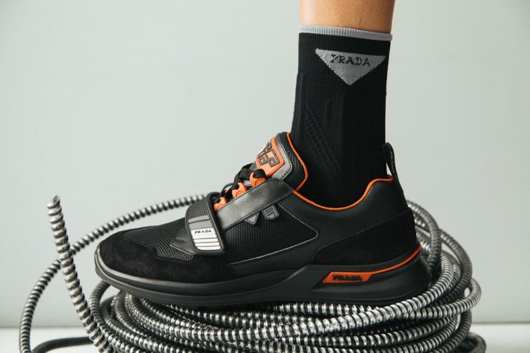 スニーカーブームに一石を投じる Prada Mechano の最新エディトリアルが到着