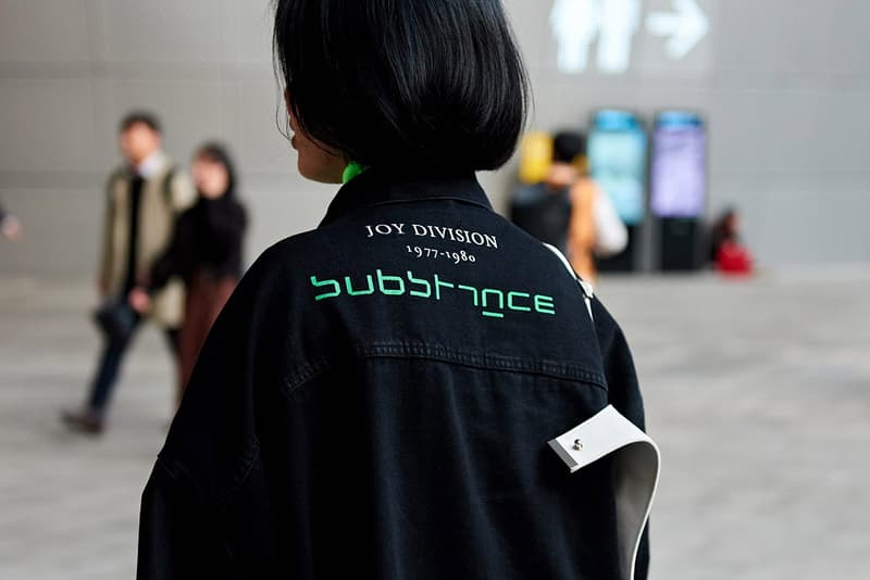 Seoul Fashion Week Spring/Summer 2019 Street-Style Part 1 Prada Raf Simons Joy Division Custom Denim Alyx Accessories Balenciaga A-COLD-WALL* ACW Undercover Chanel Thrasher Supreme Off-White x Nike "Spooky Pack" Blazer HYPEBEAST