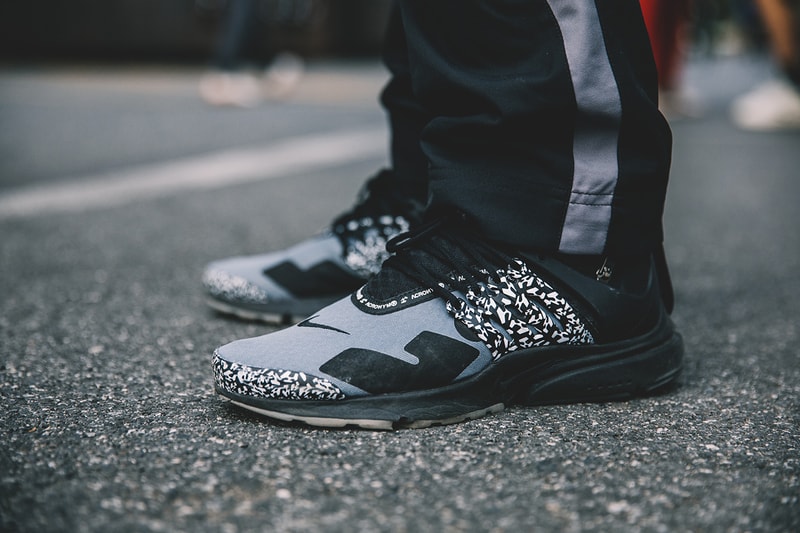 ストリートスナップ 上海 Supreme シュプリーム バレンシアガ balenciaga PRADA プラダ コンバース Converse スニーカー hypebeast shanghai fashion week street style snaps runway spring summer 2019 china HYPEBEAST