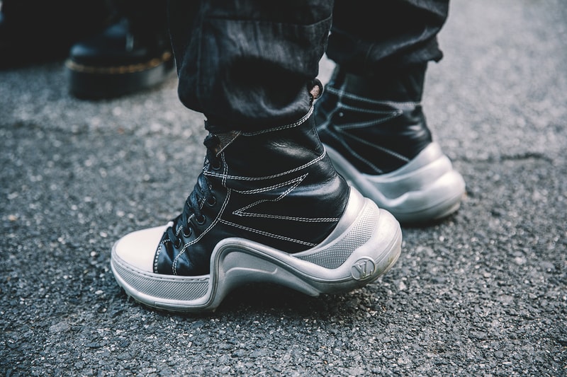 ストリートスナップ 上海 Supreme シュプリーム バレンシアガ balenciaga PRADA プラダ コンバース Converse スニーカー hypebeast shanghai fashion week street style snaps runway spring summer 2019 china HYPEBEAST
