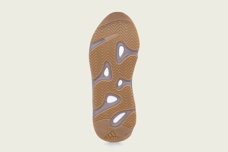 YEEZY BOOST 700 “Mauve” いーじー アディダス カニエ・ウェスト イージーブースト 発売 モーブ