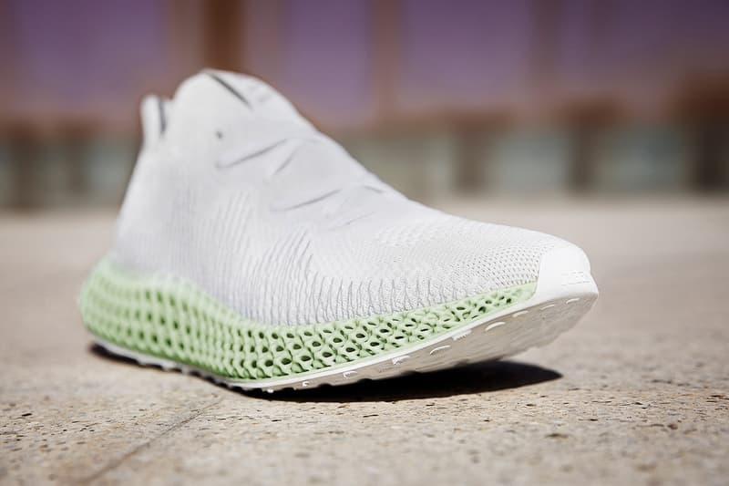 adidas よりスニーカー史を更新する異次元構造ミッドソール搭載の Alphaedge 4D が登場 世界有数の3Dプリントメーカー「Carbon」とチームアップし、最先端テクノロジーを駆使した時代を変える名作モデルが完成 