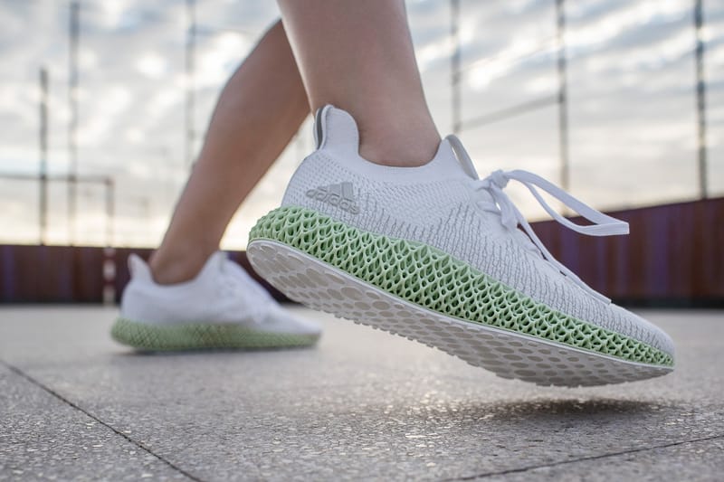 adidas よりスニーカー史を更新する異次元構造ミッドソール搭載の Alphaedge 4D が登場