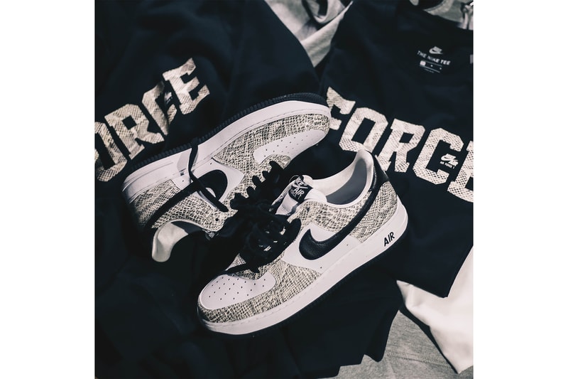 atmos アトモス Nike ナイキ エアフォース Air Force 1 Cocoa Snake ホワイトスネーク 白蛇