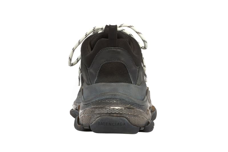 バレンシアガ トリプルエス Balenciaga Triple S スニーカー 黒 白 ブラック ホワイト クリア チャンキースニーカー ダッドシューズ Balenciaga Triple S Clear Sole Sneakers
