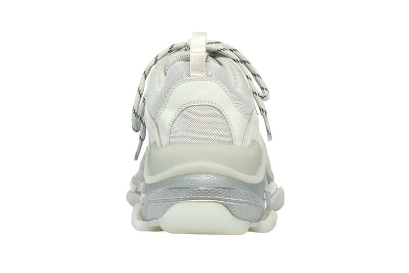 バレンシアガ トリプルエス Balenciaga Triple S スニーカー 黒 白 ブラック ホワイト クリア チャンキースニーカー ダッドシューズ Balenciaga Triple S Clear Sole Sneakers