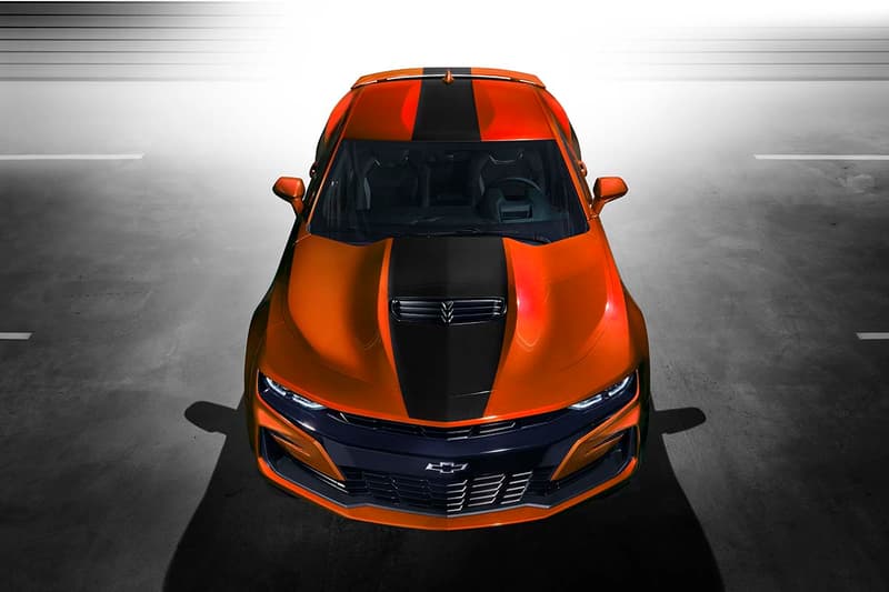 シボレー カマロ Limited Edition 特別限定車 オレンジ 試乗 Chevrolet Camaro ゼネラルモーターズ GM スポーツクーペ 価格 スペック