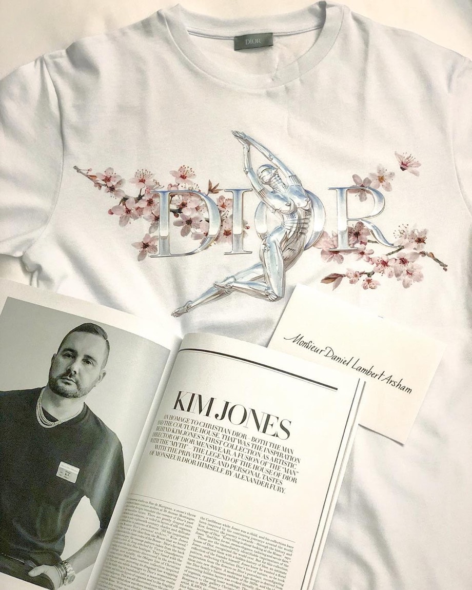ディオール 空山基 Dior Tシャツ コラボ コラボレーション キム・ジョーンズ 発売日 価格 リリース オンライン 日本 限定