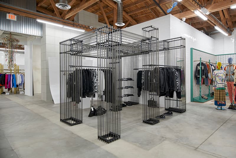 ドーバーストリートマーケット Dover Street Market Los Angeles ロサンゼルス 住所 場所 取り扱い 川久保玲 店内 ディスプレイ 建築