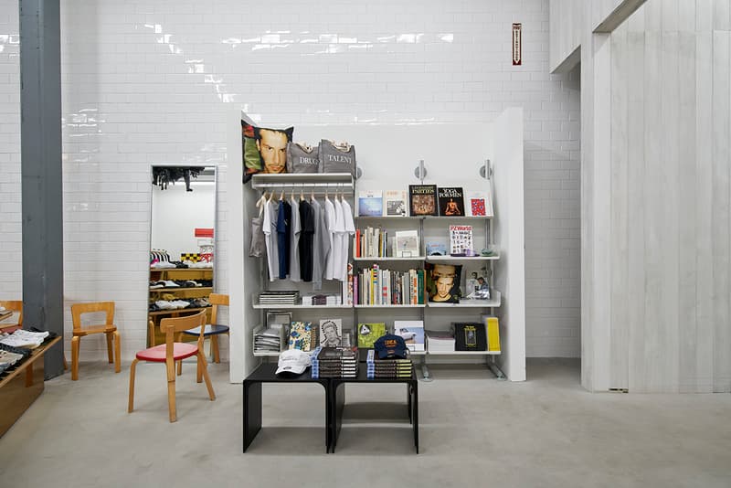 ドーバーストリートマーケット Dover Street Market Los Angeles ロサンゼルス 住所 場所 取り扱い 川久保玲 店内 ディスプレイ 建築