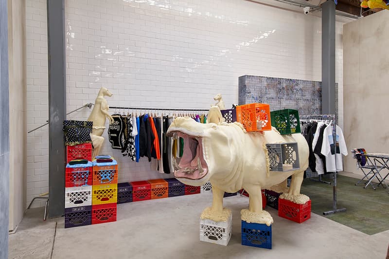 ドーバーストリートマーケット Dover Street Market Los Angeles ロサンゼルス 住所 場所 取り扱い 川久保玲 店内 ディスプレイ 建築