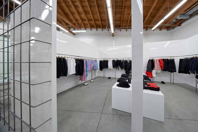 ドーバーストリートマーケット Dover Street Market Los Angeles ロサンゼルス 住所 場所 取り扱い 川久保玲 店内 ディスプレイ 建築