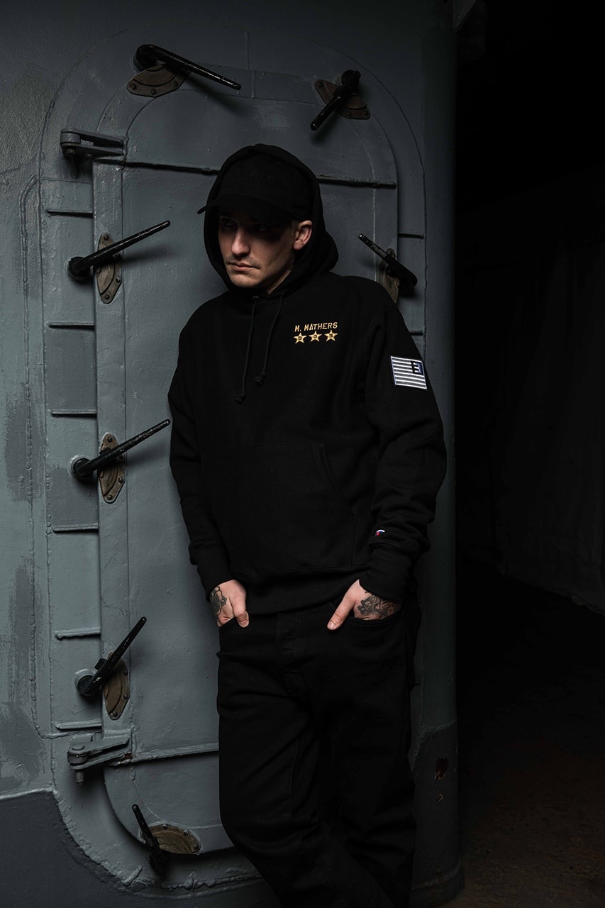 エミネム　カミカゼ　カプセルコレクション　ブラックフライデー　Eminem Black Friday Kamikaze Merch Capsule drop release date info vinyl record cassette hoodie tee shirt sweater print november 22 2018 buy glow dark