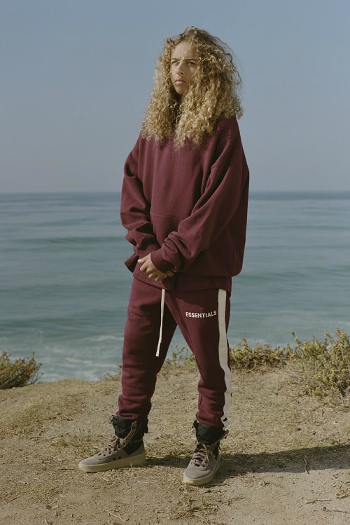Fear of God  ESSENTIALS フィア オブ ゴッド エッセンシャルズ 冬シーズン 最新 ルック ブック ビジュアル