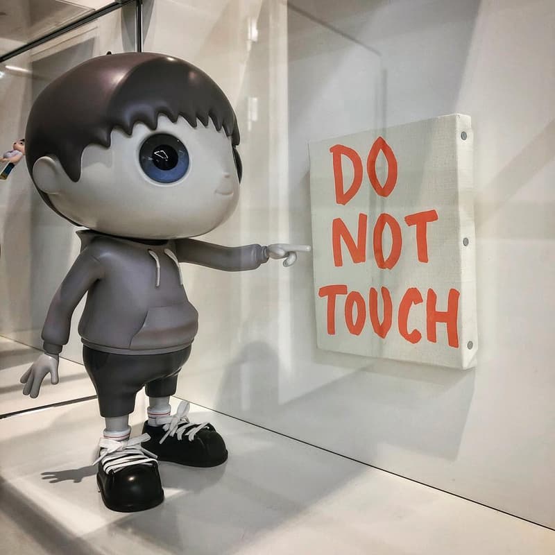 ハビエルカジェハ ナンズカ ソロエキシビジョン　ギャラリー　個展  スペインアーティスト javier calleja do not touch nanzuka exhibition