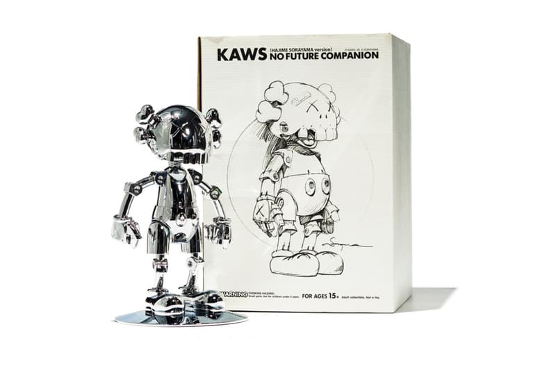 100体を超える KAWS の激レアフィギュアがオークションに登場 カウズ HYPEBEAST ハイプビースト