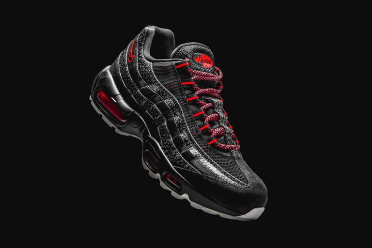 Nike がサファリパターンを埋め込んだ Air Max 95 “Infrared/Black” をリリース