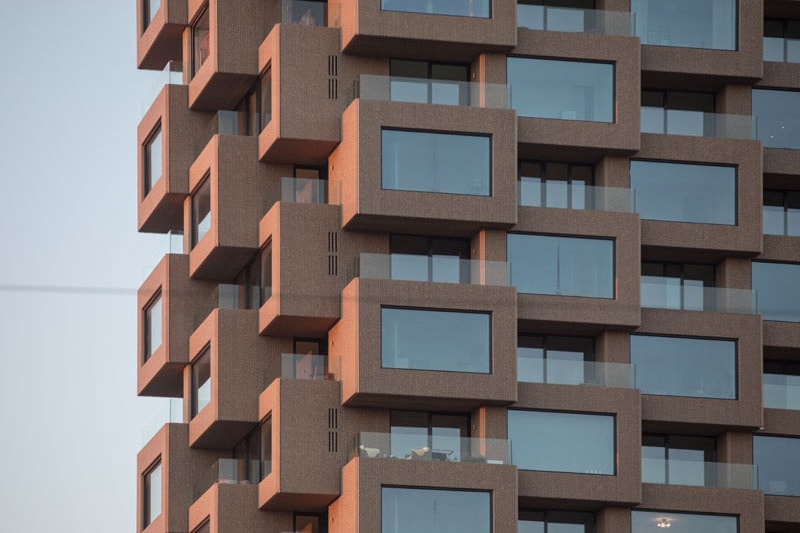 建築　ストックホルム　ビル　OMA Architects Innovationen Tower Opening Info architecture brutalism brutalist Stockholm tower residential homes apartments design 