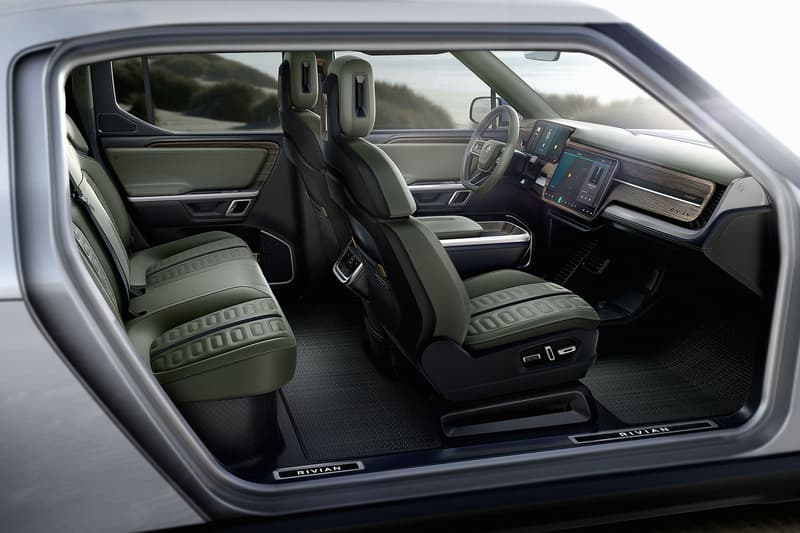 Rivian リビアン R1T EV 電動 電気 ピックアップトラック R1T