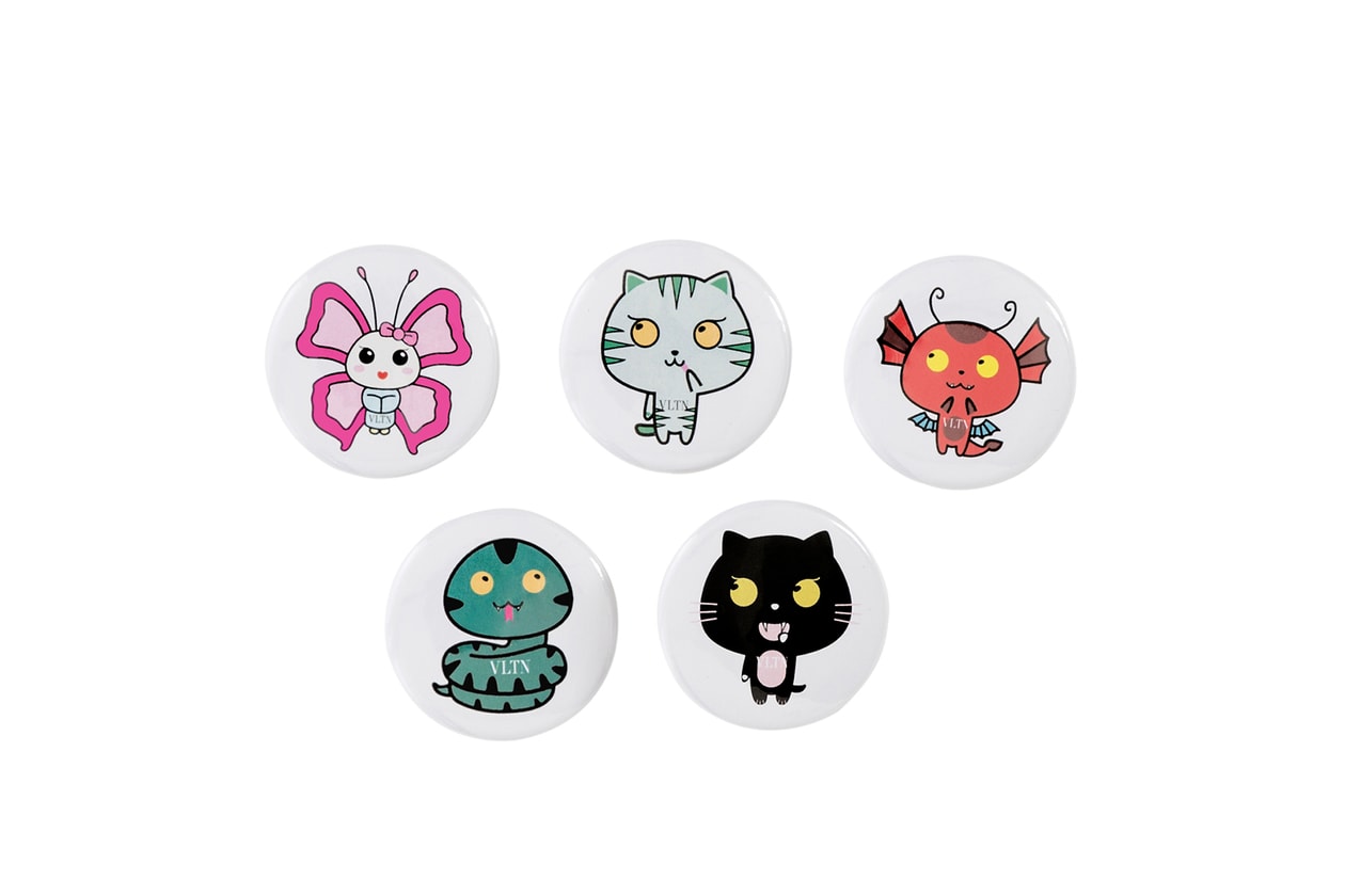 モトーラ世理奈が纏う Valentino の東京限定 “MANGA CAPSULE”  日本のポップカルチャーに目を付けた〈Valentino〉の“ダサ可愛い”キャラクターが目白押し