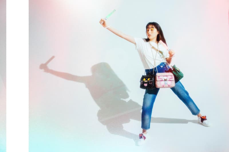 モトーラ世理奈が纏う Valentino の東京限定 “MANGA CAPSULE”  日本のポップカルチャーに目を付けた〈Valentino〉の“ダサ可愛い”キャラクターが目白押し