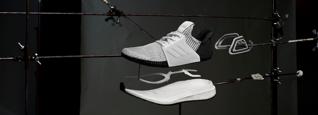 adidas  UltraBoost 19 アディダス　ブースト ウルトラブースト ランニング シューズ ジョギング ランナー 