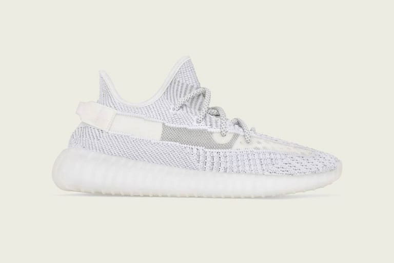 adidas YEEZY BOOST 350 V2 “Static” を鮮明に捉えたクリーンなビジュアルが浮上